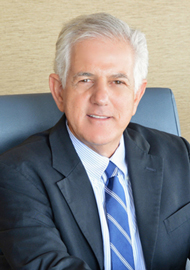 Steve Lauterbach, Presidente del Consejo Directivo